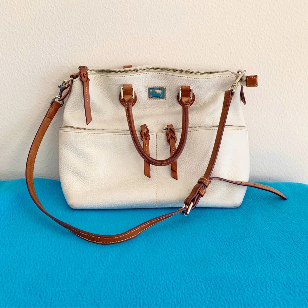 Dooney & Bourke shoulder bag